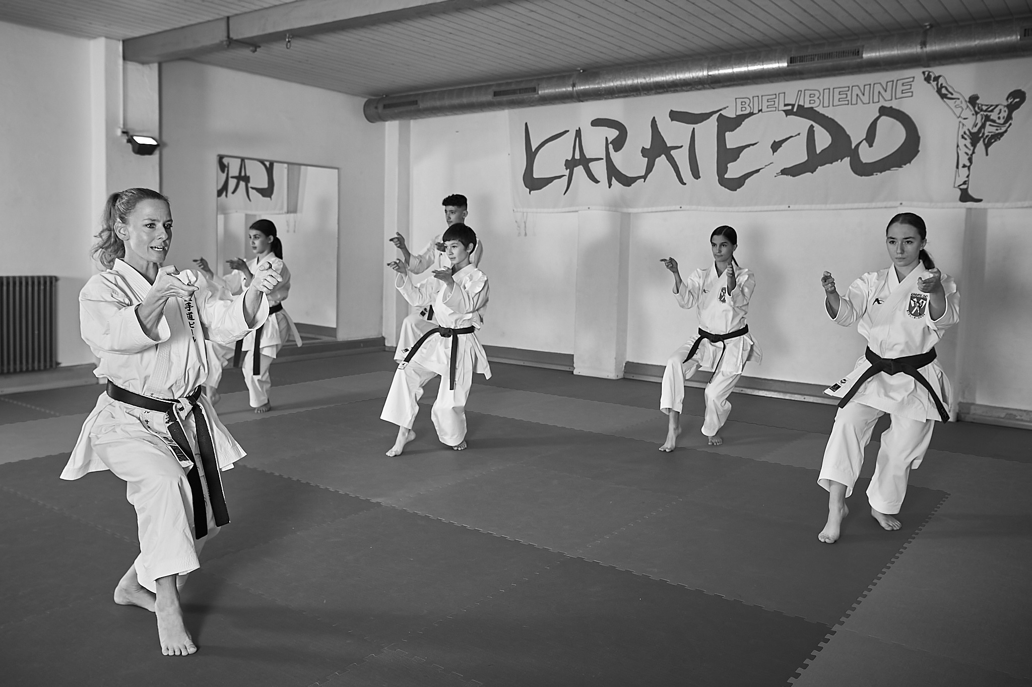 ZEN SHIN Karate U16 Junior am trainieren