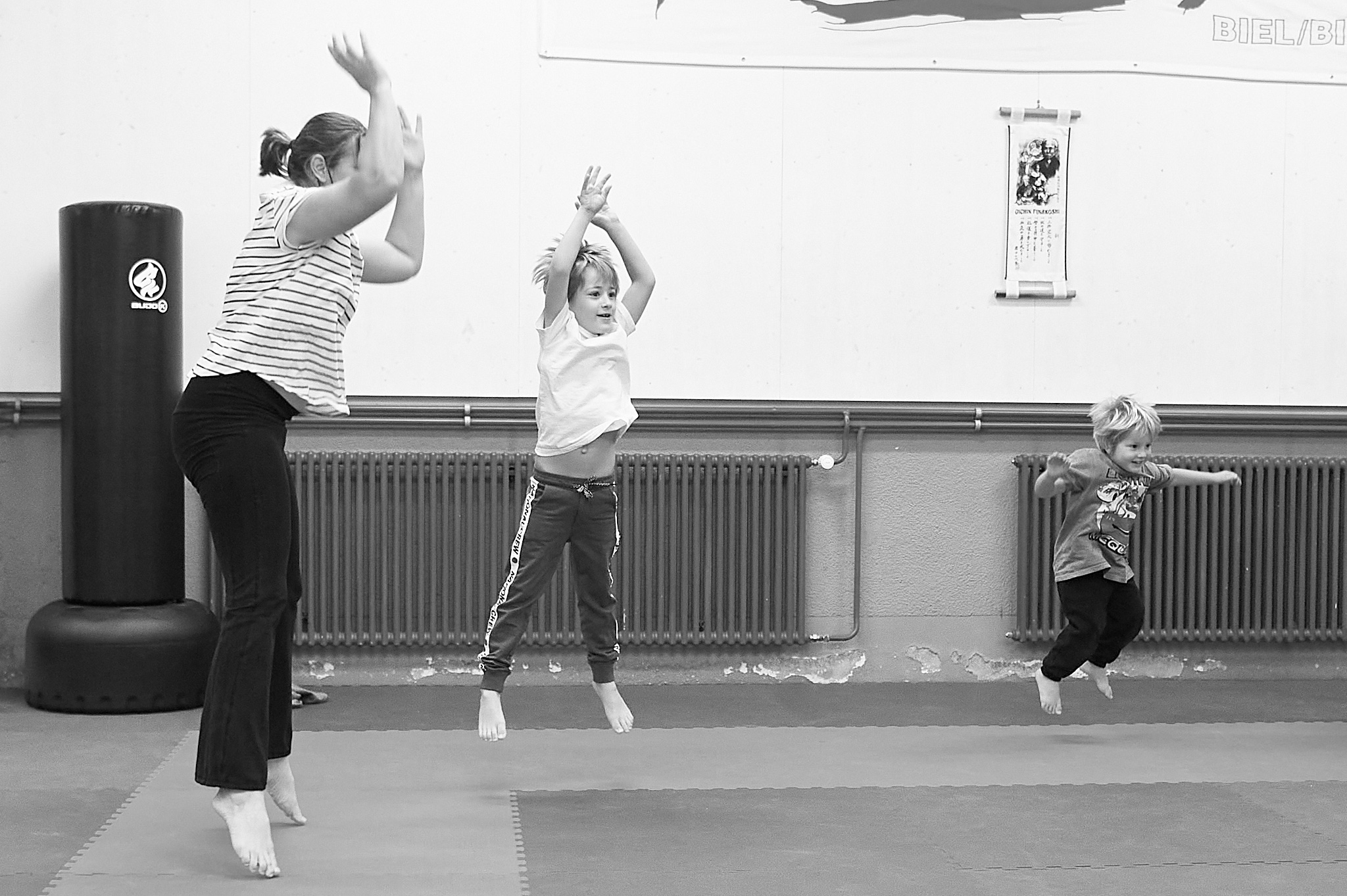 ZEN SHIN Karate 3+MuKi-VaKi spielerisches Karate Training Eltern und Kinder