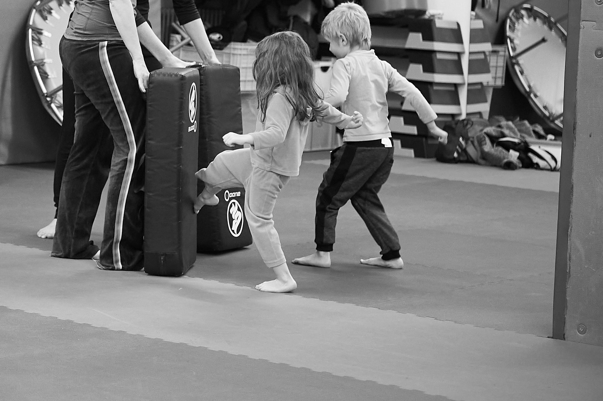 ZEN SHIN Karate 3+MuKi-VaKi spielerisches Karate Training Eltern und Kinder