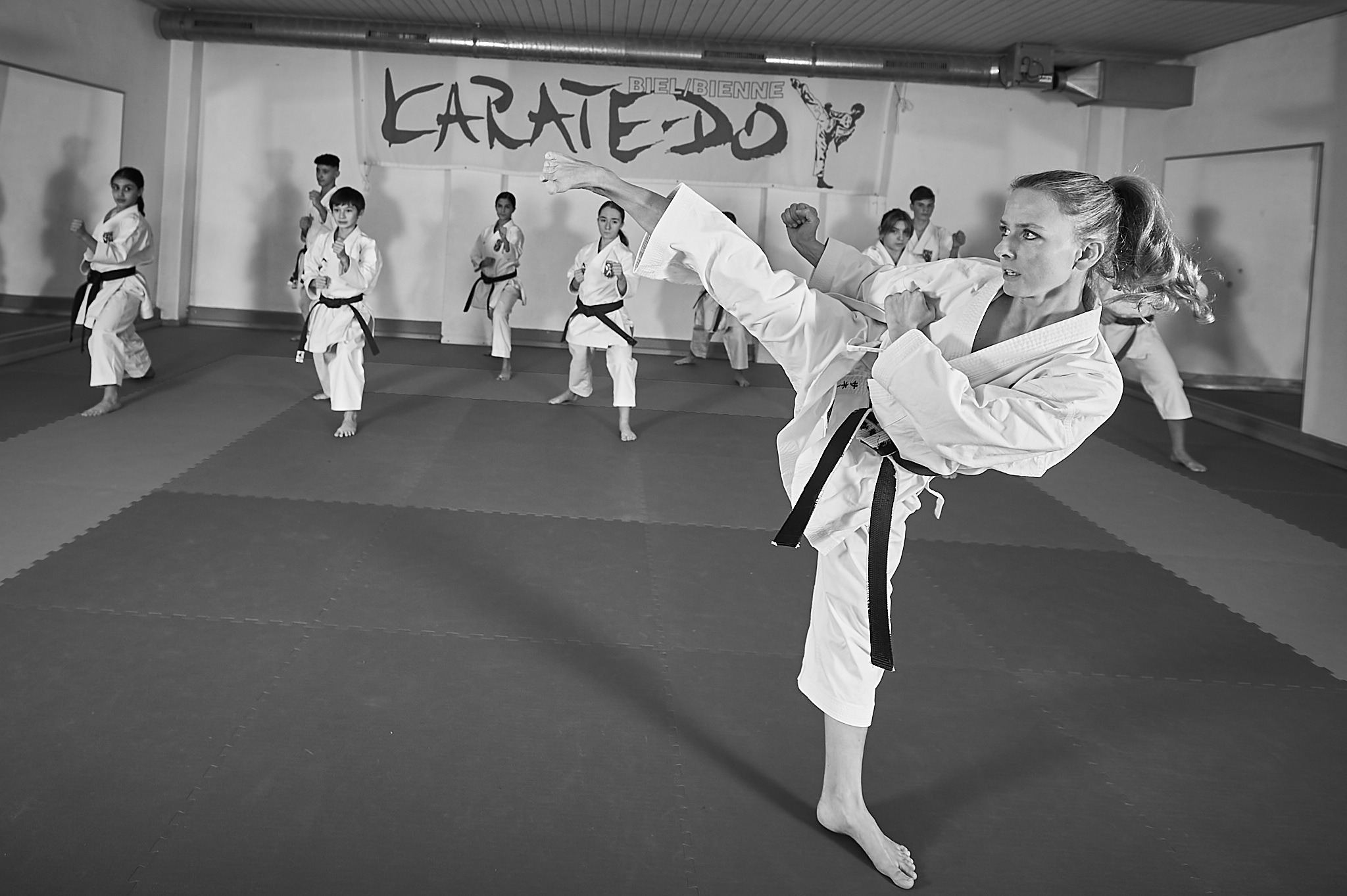 ZEN SHIN Karate U16 Junior am trainieren